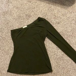 One shoulder, ribbed, hunter green top